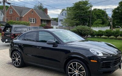 Porsche Cayenne Coupe. Mini Detail + Engine Bay #porsche #cayennecoupe #porschecayenne #mobiledetailing #mobile #washme #mobileservice #wecometoyou🚐 #weston #wellesley #needham #natick #newton #dover #sherborn #boston