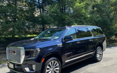 Yukon Denali XL. Mini Detail + Engine Bay #yukon #yukondenali #denalixl #mobileservice #mobiledetailing #autodetailing #washme #wecometoyou🚐 #metrowest #boston #needham #natick #weston #dover #sherborn #wellesley #westwood