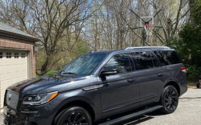 Lincoln Navigator. Signature Detail #lincoln #lincolnnavigator #navigator #autodetailing #car #cardetailing #spring #springcleaning #wecometoyou🚐 #washmeinc #mobileservice #weston #wellesley #needham #natick #doversherborn #milton #westwood #boston