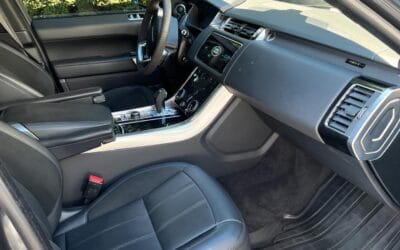 Range Rover received our Interior Detail service. Book your appointment today to reset your interior after a long summer. #rangerover #rangeroversport #detail #detailing #mobile #mobileservice #wecometoyou🚐 #washmeinc #boston #weston #newton #wellesley #needham #natick #dover #sherborn
